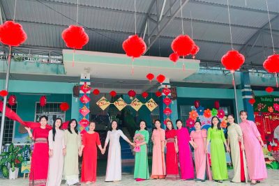 HƯỞNG ỨNG TUẦN LỄ ÁO DÀI CHÀO MỪNG “NGÀY QUỐC TẾ PHỤ NỮ 8/3”